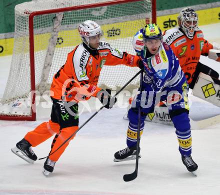 Eishockey ICE Bundesliga.  Winn2day ICE Hockey League. VSV gegen Graz99ers.  Felix Maxa   (VSV), Kilian Zuendel  (Graz). Villach, am 12.3.2026..
Foto: Kuess
www.qspictures.net
---
pressefotos, pressefotografie, kuess, qs, qspictures, sport, bild, bilder, bilddatenbank